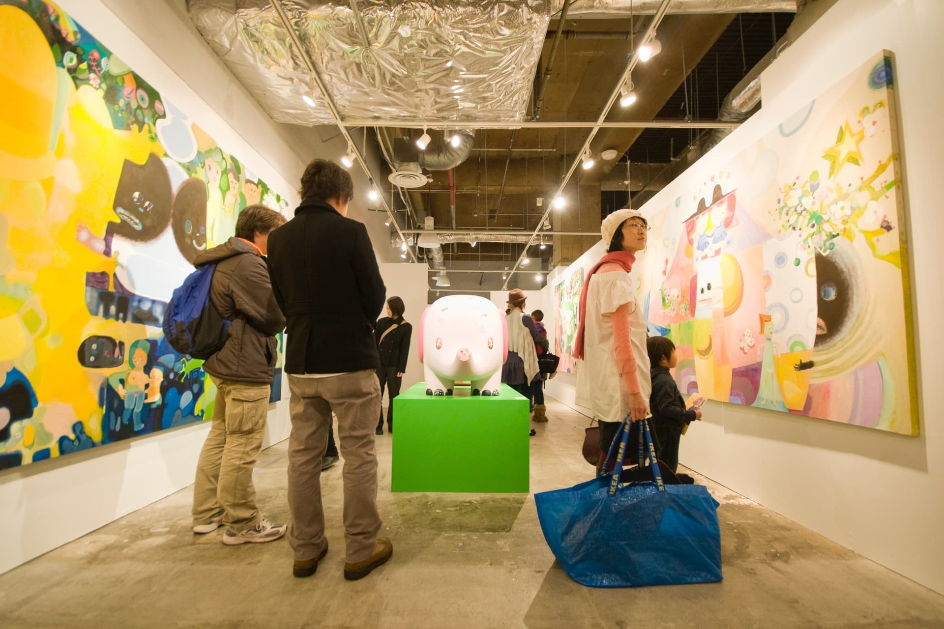 2009年「ゾウを食べるには一日一口ずつ」パルコギャラリー（東京）より